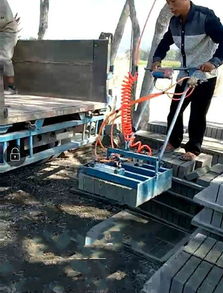 電動水泥磚碼垛機與單梁起重機 自動化與高效搬運的完美結合